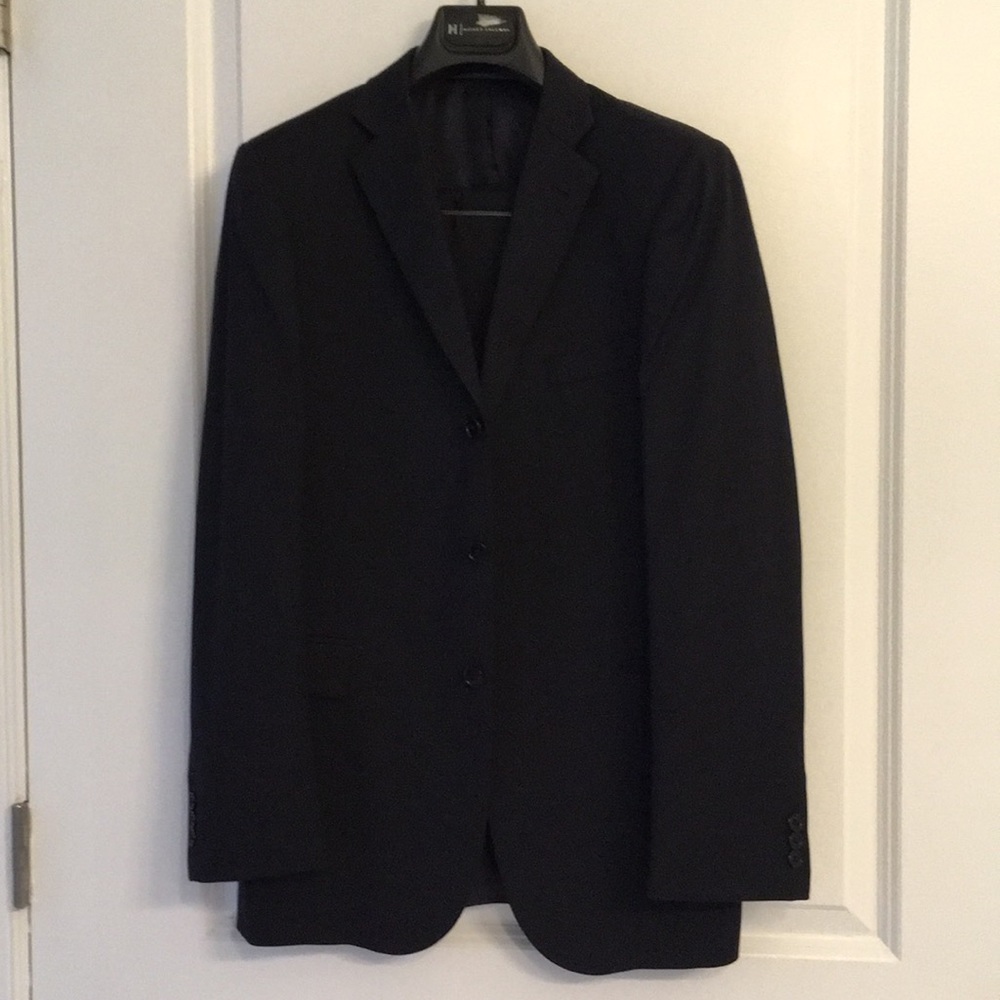 HICKEY FREEMAN BOY’S SUIT - NAVY BLUE - SIZE 16